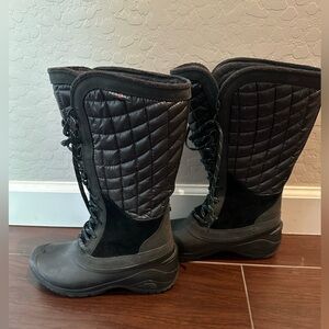The North Face Thermoball Black Quilted High Snow Winter Boots 7.5